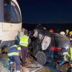 PKW kollidierte mit Zug