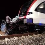 PKW kollidierte mit Zug