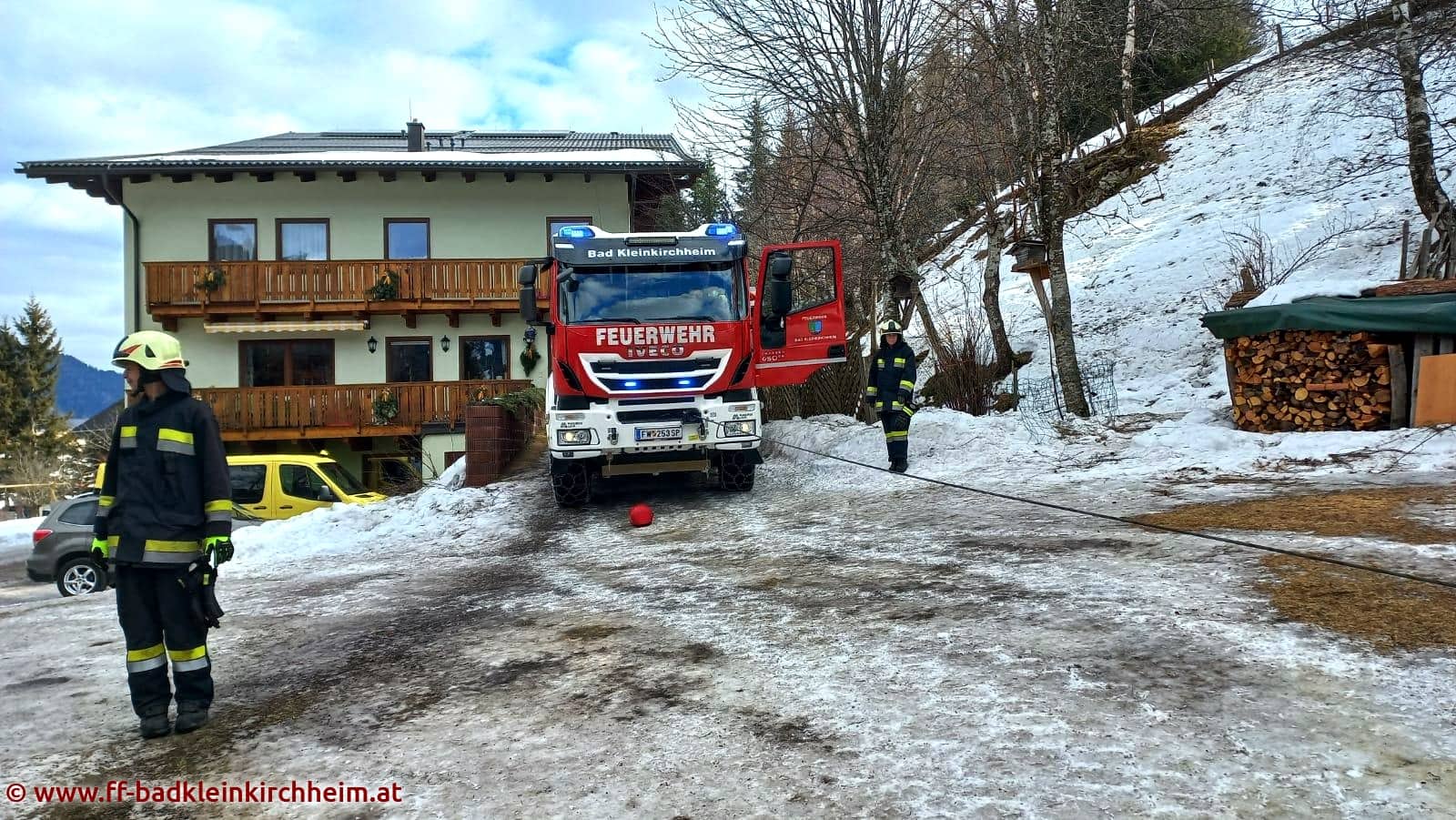 AFK Millstatt-Radenthein: Fahrzeugbergung Bad Kleinkirchheim