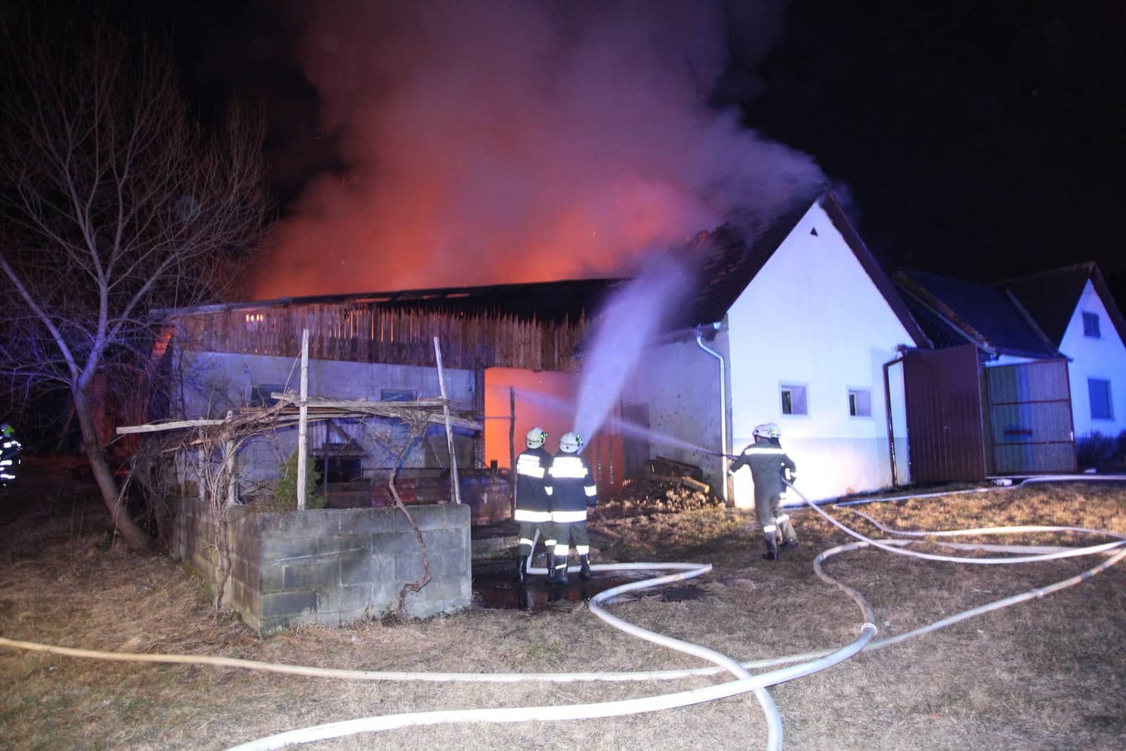 BFKDO Jennersdorf: Wirtschaftsgebäudebrand in Mühlgraben