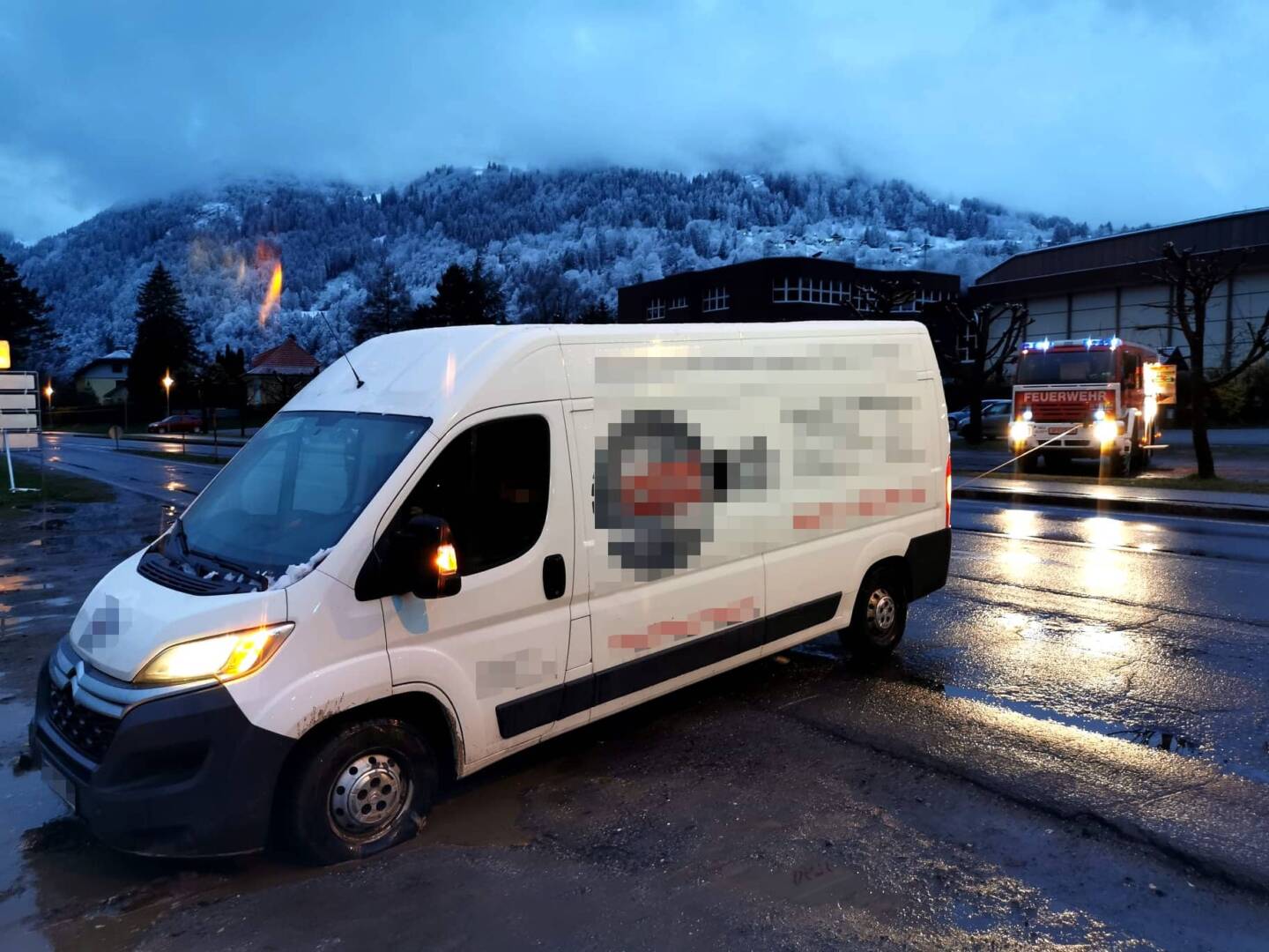 AFK Millstatt-Radenthein: Fahrzeugbergung in Radenthein