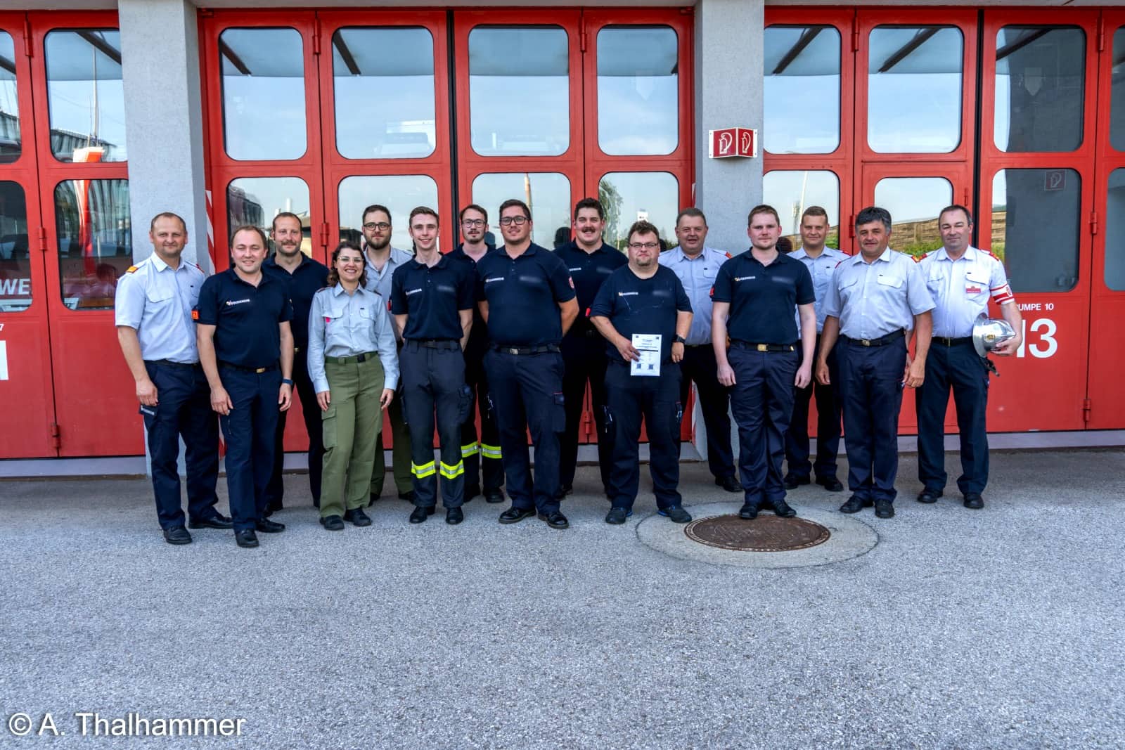 BFK Vöcklabruck: Weiße Fahne für den Feuerwehr-Bezirk
