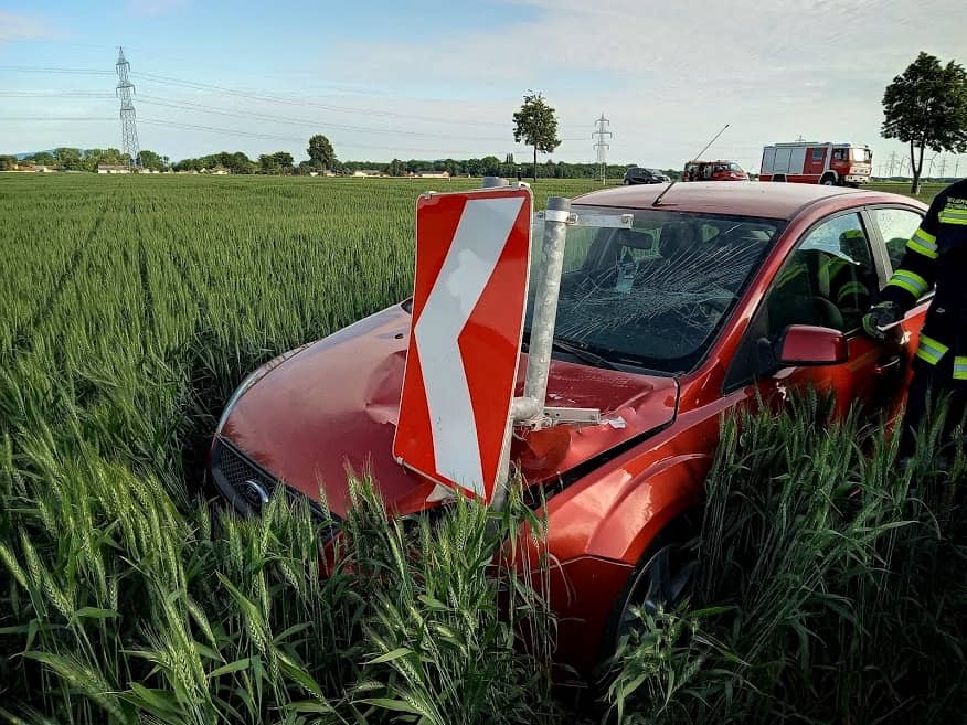 Spektakulärer Verkehrsunfall in Haschendorf