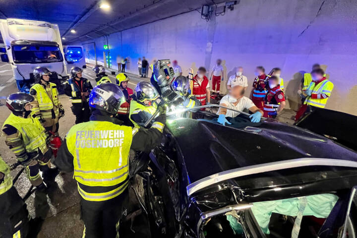 Menschenrettung im S1 Tunnel Vösendorf
