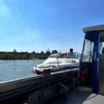 Boot auf der Donau in Notlage