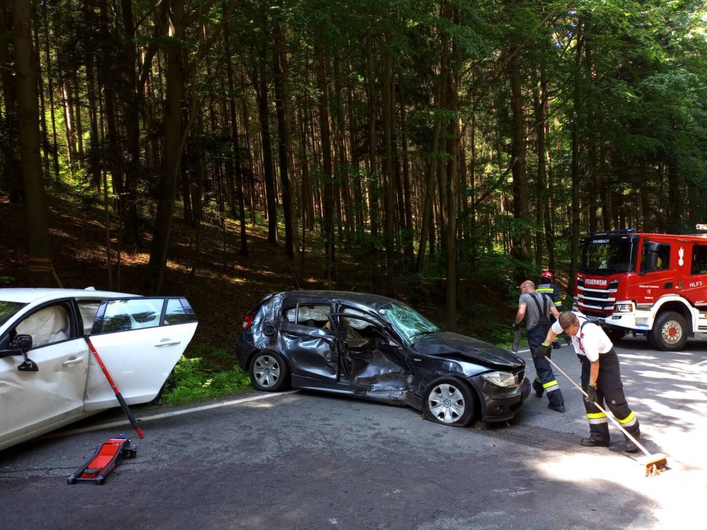 FF Krumbach: Verkehrsunfall auf Hochneukirchenstraße