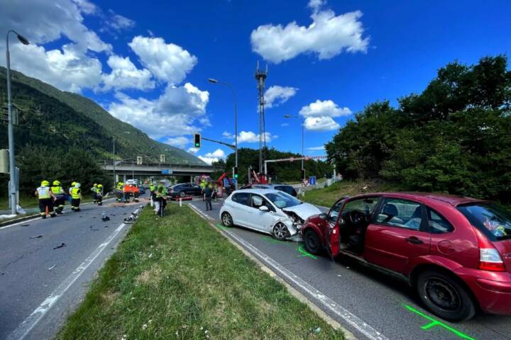 HFW Villach: Schwerer Verkehrsunfall auf der B94