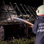 Scheunenbrand in der Nacht von Mittwoch auf Donnerstag in Langegg