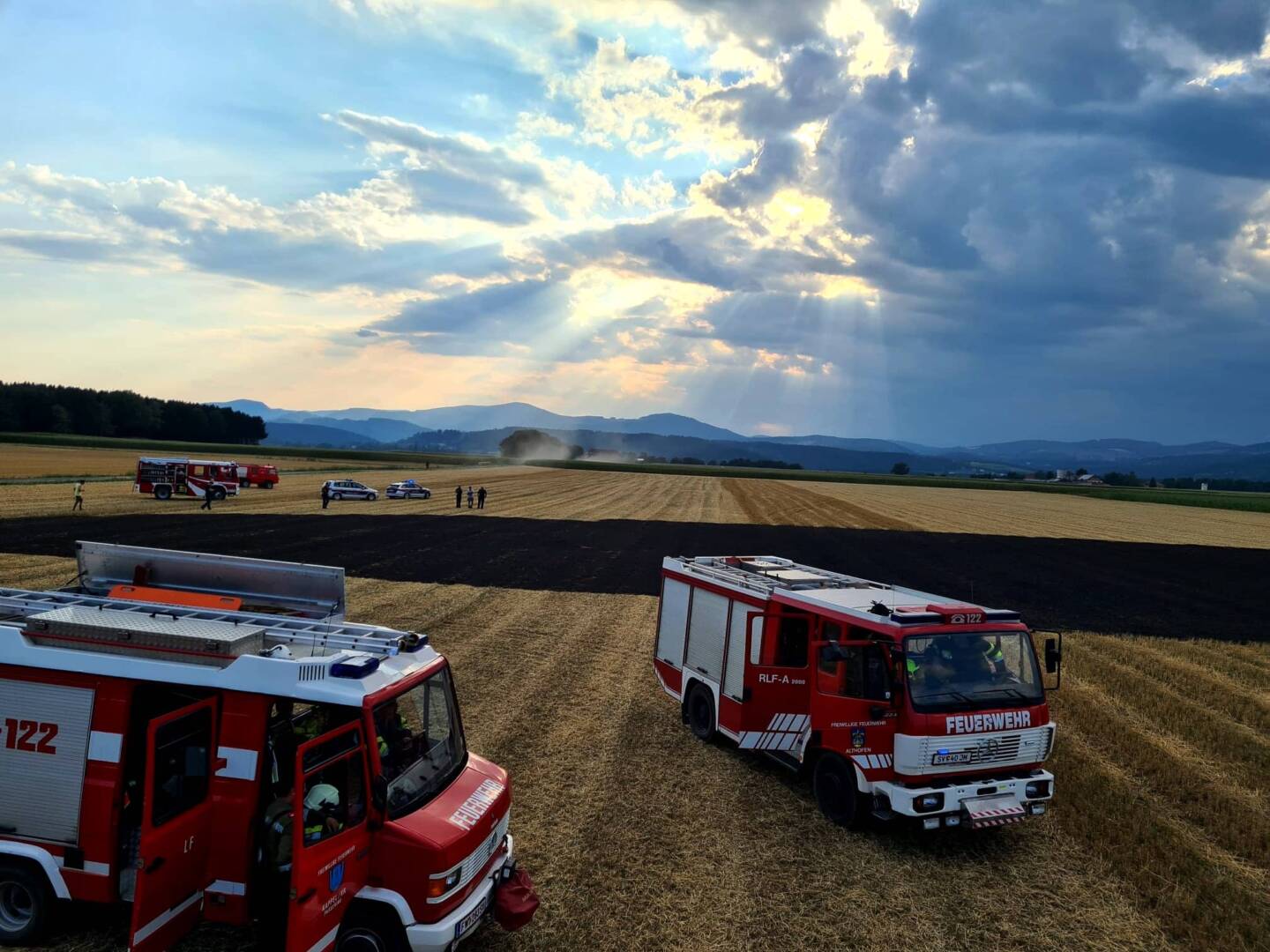 FF Althofen: 5000 m² Feld gerieten in Brand
