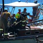 Segelboot brennt mitten am See