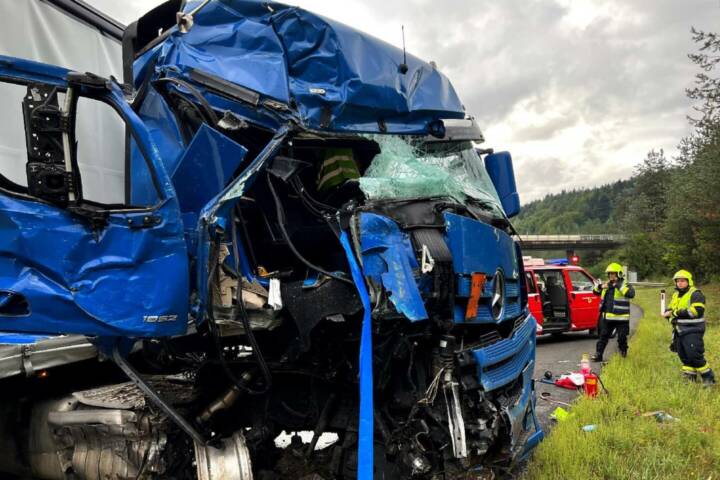 HFW Villach: Zwei schwere LKW Unfälle im Stadtgebiet