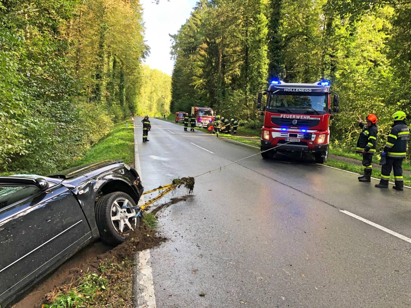 BFVDL: Verkehrsunfall mit verletzter Person in Hollenegg