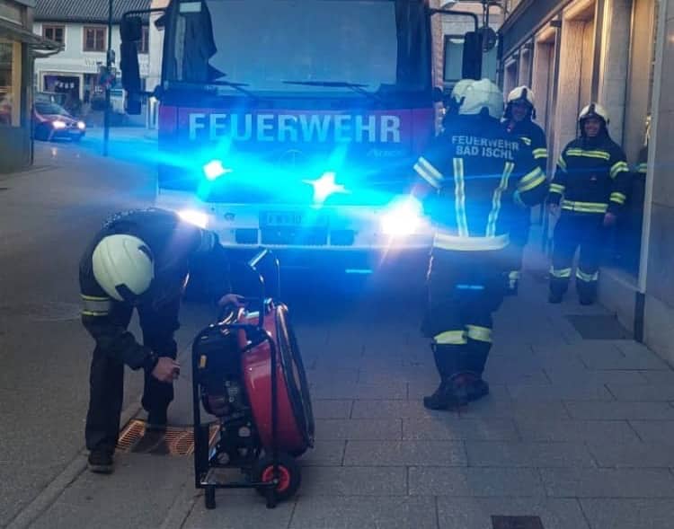 HFW Bad Ischl: Gasaustritt in Mehrparteienhaus