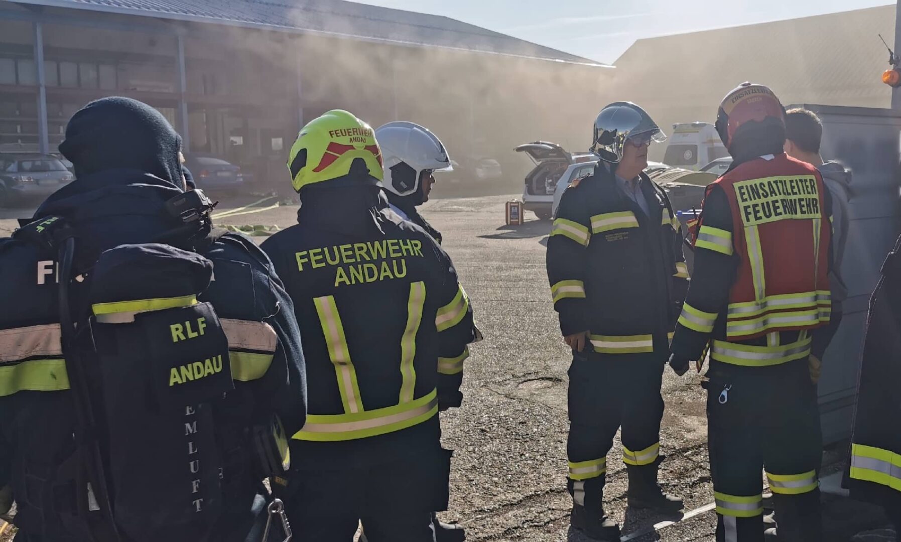 BFK Neusiedl am See: Brand in Gewerbebetrieb