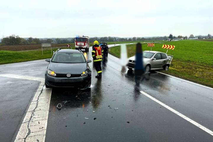 FF Mogersdorf-Ort: Fahrzeugbergung nach Kollision
