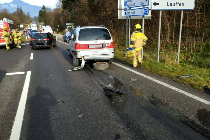 HFW Bad Ischl: Verkehrsunfall auf der B145 in Lauffen