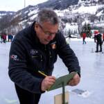 Beim traditionellen Eisstockschießen der Feuerwehren im Bezirk Spittal/Drau ging es heiß her