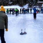 Beim traditionellen Eisstockschießen der Feuerwehren im Bezirk Spittal/Drau ging es heiß her