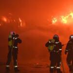 Brand in einer Lagerhalle in Wien – Simmering