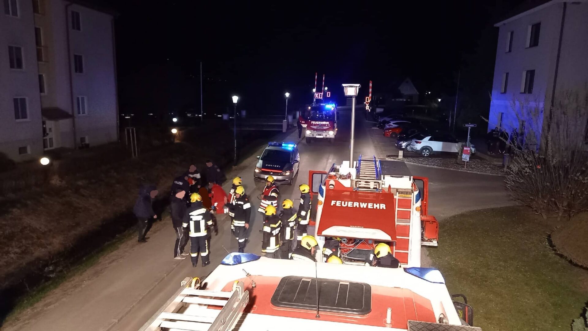 FF Statzendorf: Spektakuläre Menschenrettung aus Bachbett