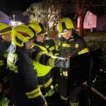 Brand landwirtschaftliches Gebäude neben Kirche
