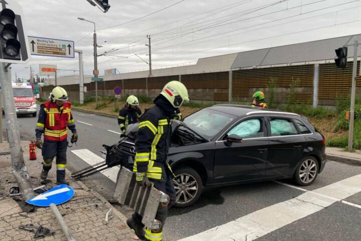 Verkehrsunfall auf der B14 Wienerstraße