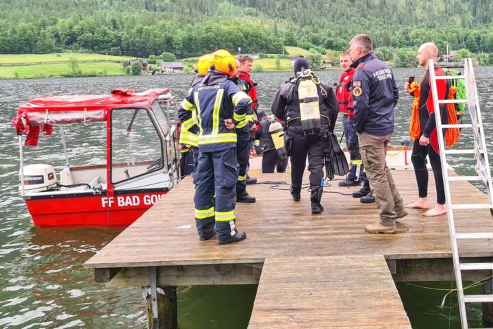 FF Bad Goisern: Segelboot gekentert – Personen gerettet