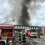 Vollbrand einer Lagerhalle