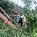 25 Feuerwehren im Unwettereinsatz