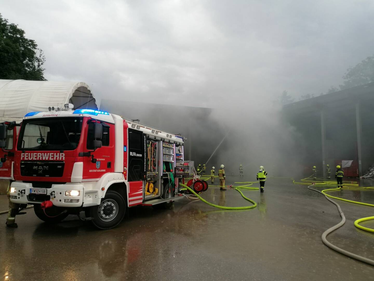 BFV Liezen: Großbrand in Abfallsortieranlage