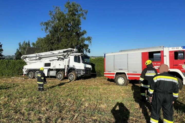 FF Statzendorf: LKW Bergung in Weidling