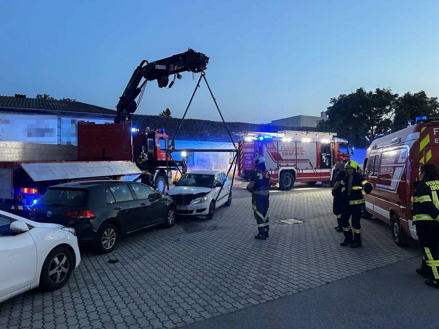 FF Ebenfurth: Verkehrsunfall beim Bahnhof
