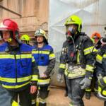 235 Feuerwehrleute übten Katastrophenszenario im Bezirk Wiener Neustadt