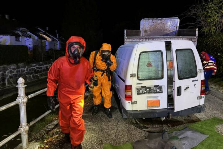 AFKDO Mondsee: Fordernde Übung – Verkehrsunfall mit Gefahrgut und eingeklemmter Person