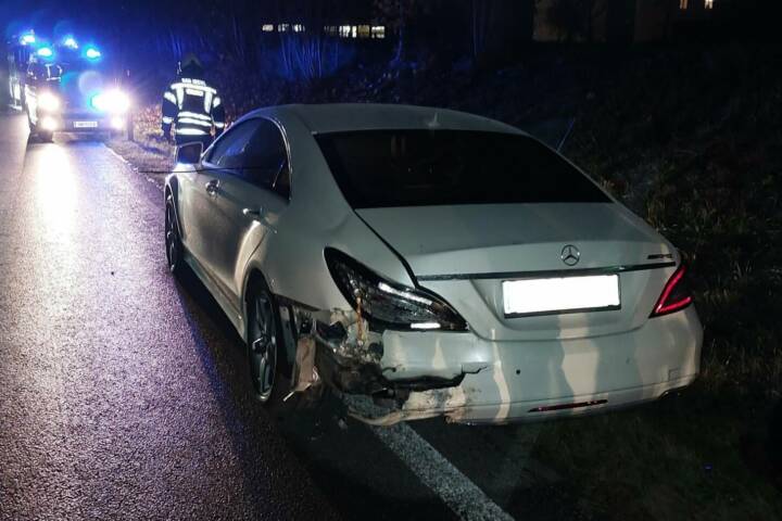 HFW Bad Ischl: Verkehrsunfall mit zwei PKWs endet glimpflich