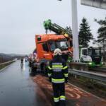 Schwerer LKW Unfall auf der B54 bei Gleisdorf