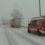 Feuerwehren vs. Schneechaos im Bezirk