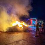 FF Fürnitz: Fahrzeugbrand in der Nacht auf Sonntag