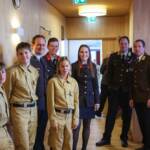 Der Nikolaus und die Feuerwehrjugend aus dem Bezirk Flachgau auf Besuch im Konradinum in Eugendorf