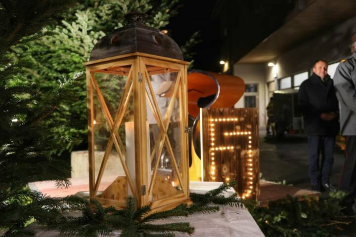 BFKDO Flachgau: Friedenslichtabholung der Feuerwehrjugend