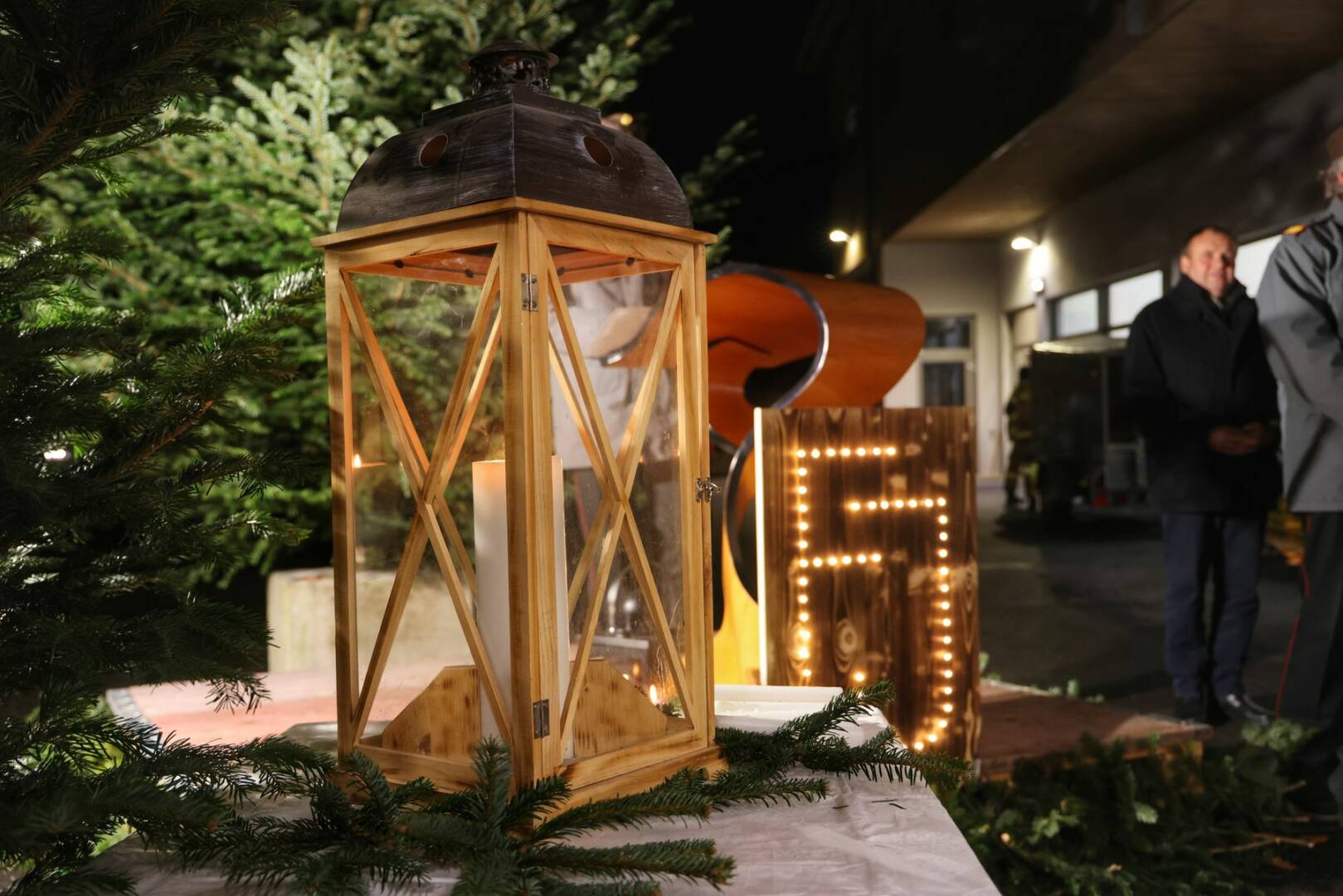 BFKDO Flachgau: Friedenslichtabholung der Feuerwehrjugend