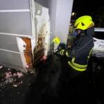 Fassadenbrand eines Mehrfamilienhauses