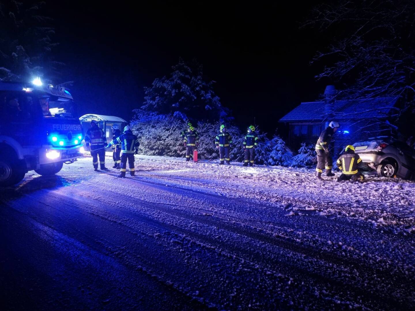 HFW Bad Ischl: Verkehrsunfall auf der B145