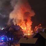 Wohnhaus - Dachstuhl in Vollbrand