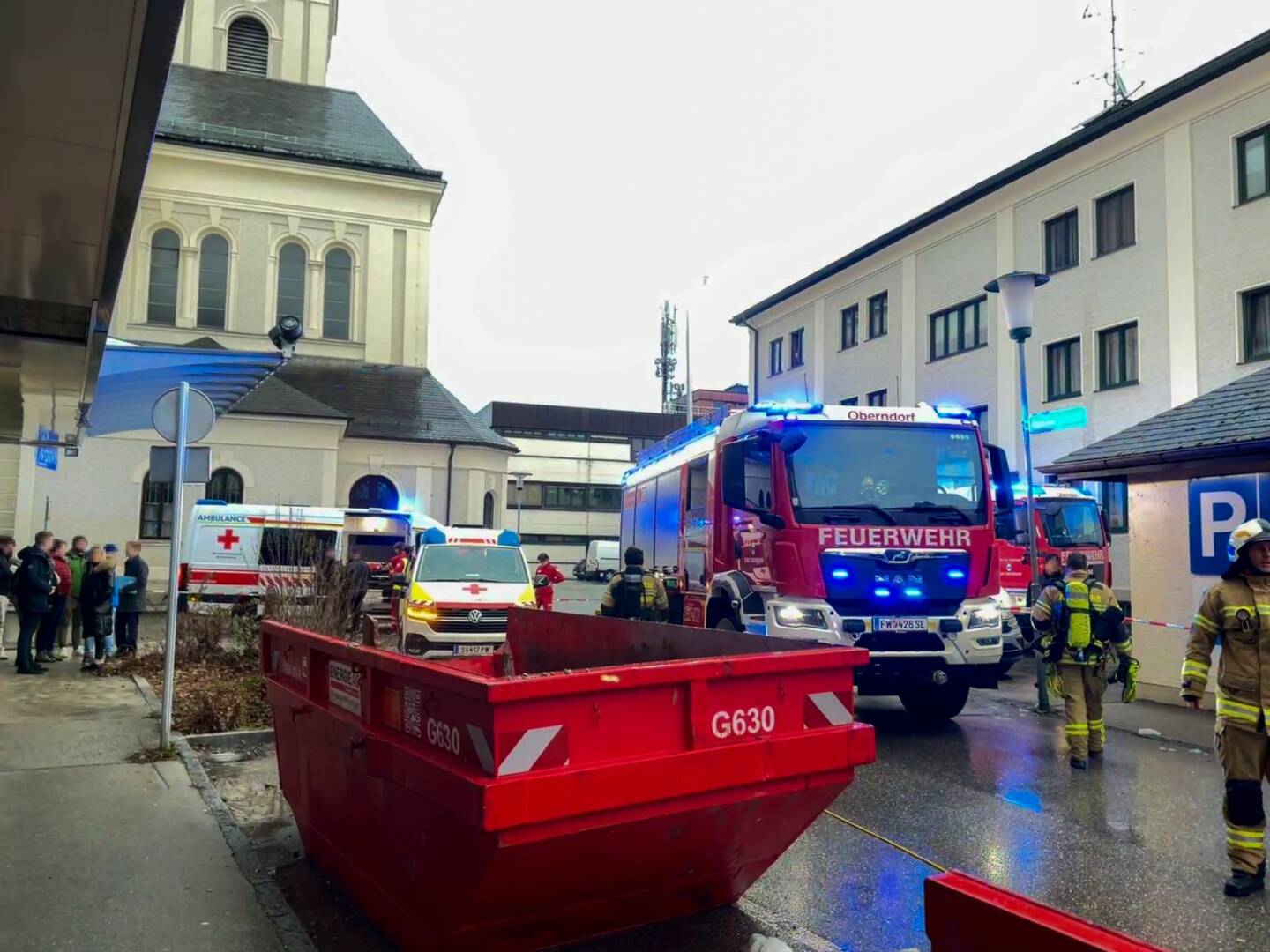 FF Oberndorf: Gaseinsatz durch Bauarbeiten in Gebäude