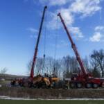 LKW-Bergung mit zwei Feuerwehrkranen im Bezirk Horn