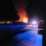 Hütte samt Werkstatt in Vollbrand