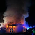 Hütte samt Werkstatt in Vollbrand