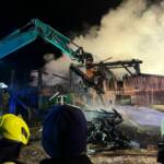 Hütte samt Werkstatt in Vollbrand