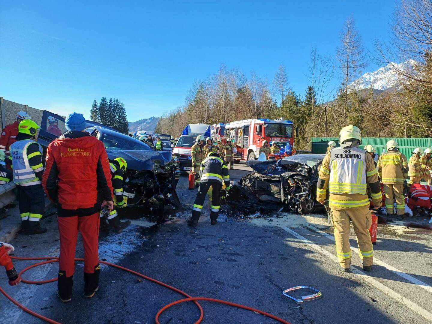 BFV Liezen: Frontalzusammenstoß forderte 5 Verletzte
